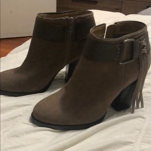 Heeled booties